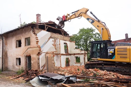 Read more about the article Steps to Demolish a House